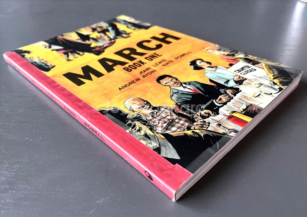 March Book One 영어 만화책, English--2