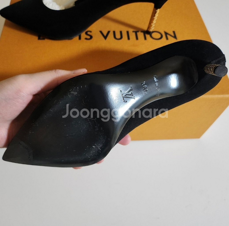 루이비통 스웨이드 펌프스 7.5cm--2