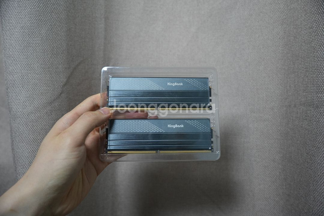 kingbank DDR5 6800mhz 24gb x 2--1
