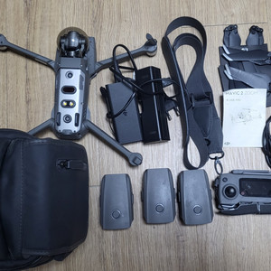 DJI MAVIC 2 ZOOM 드론
