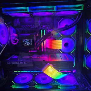 9800x3d x870e 5090 리안리 고급본체 급매