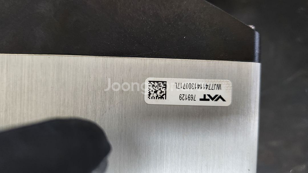 VAT 베트 버터플라이 진공밸브 61240-PAAQ 1--8