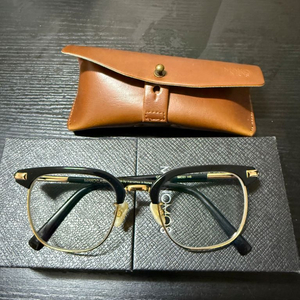 마모노스 크리켓츠 안경