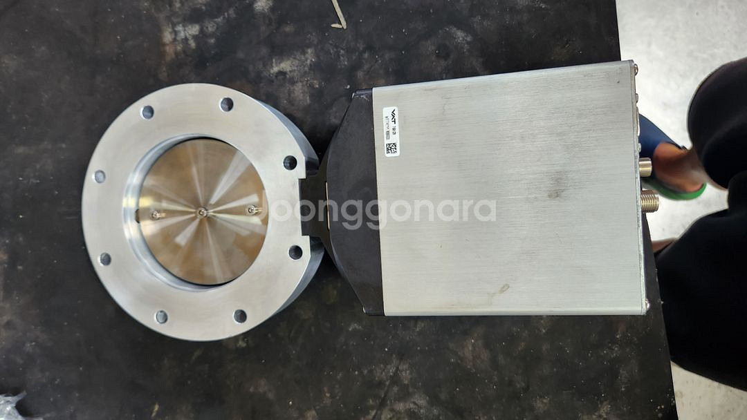 VAT 베트 버터플라이 진공밸브 61240-PAAQ 2--4