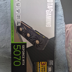 조텍 솔리드oc rtx 5070 팝니다
