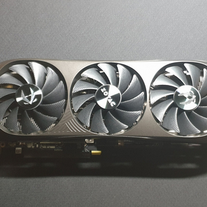RTX 4070TI SUPER 거의 새 것