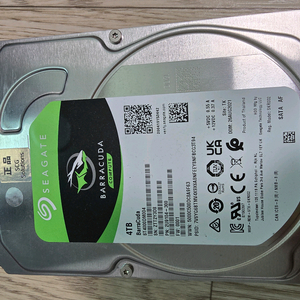 씨게이트 바라쿠다 4TB 판매합니다