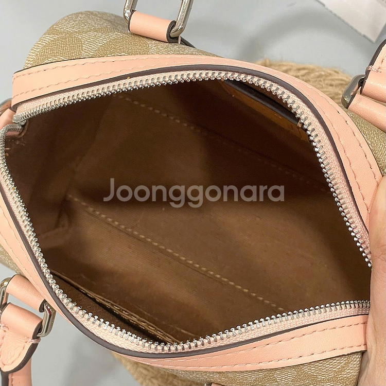 코치 미니 로완 크로스 바디 백 CS183--4