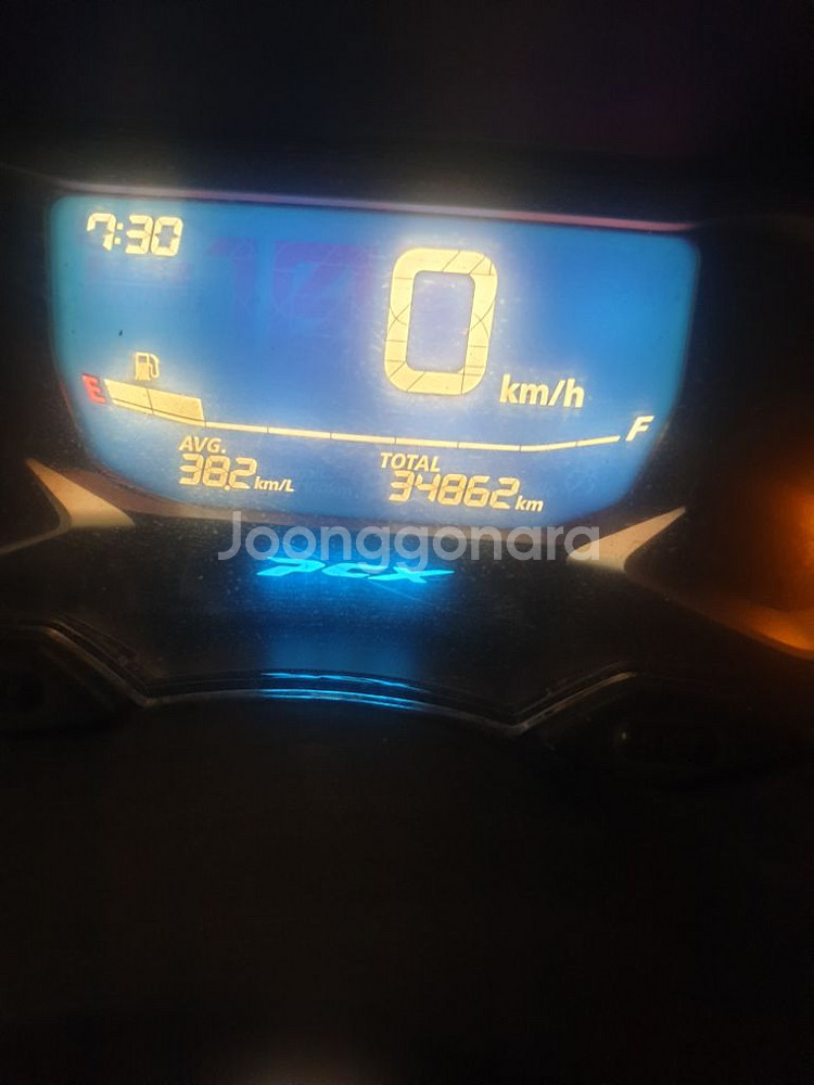 pcx125 21년식 블랙 팝니다.--4