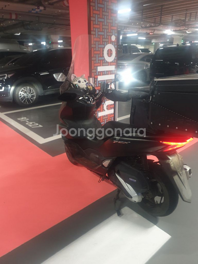 pcx125 21년식 블랙 팝니다.--7
