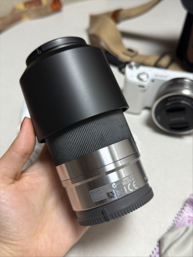 소니 NEX-5T 화이트 미러리스 카메라 이미지