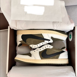 나이키 nike 조던1 스캇 리버스 올리브 260