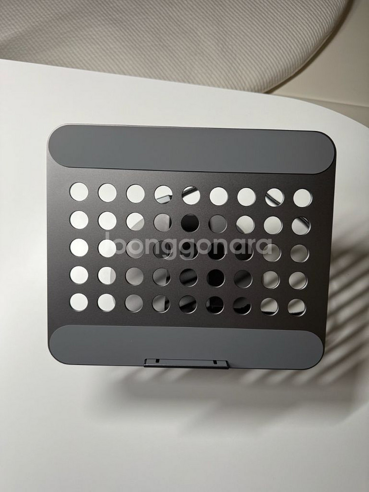 리카틸 X5 Pro 맥북 허브 거치대 팝니다.--0