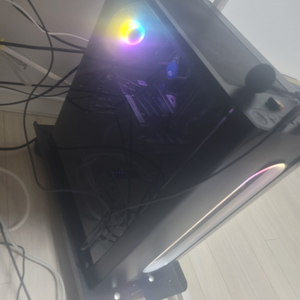게이밍 컴퓨터 PC 본체 판매합니다 가격제안 가능