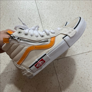 반스 Vans Sk8-Hi 스케이트 하이 255