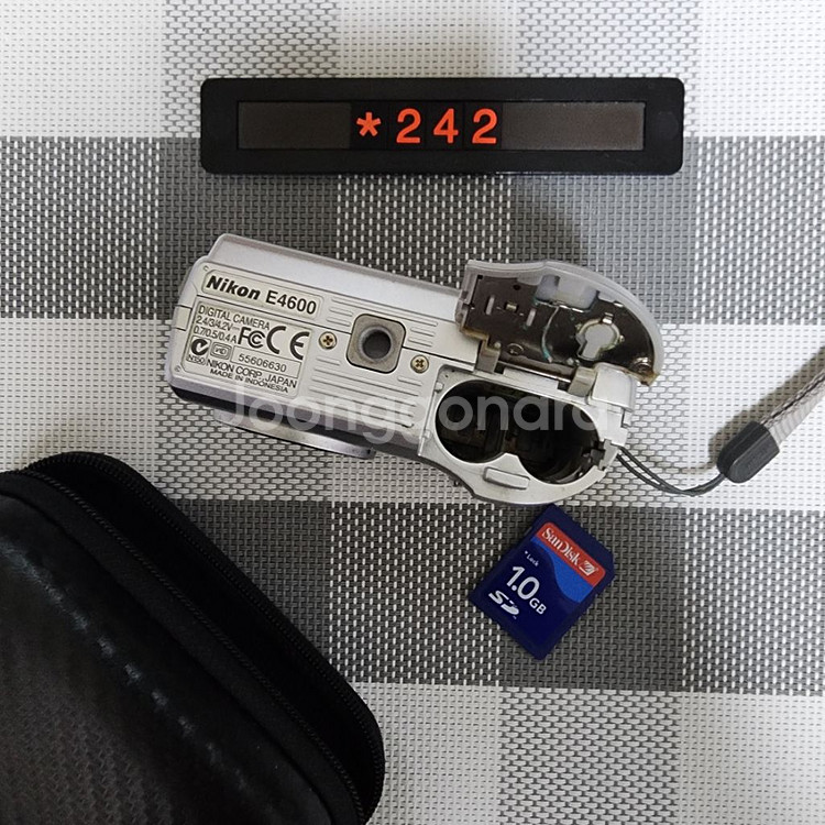 니콘 쿨픽스 4600 디지털카메라 파우치포함--5