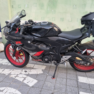 스즈키 gsx-r125