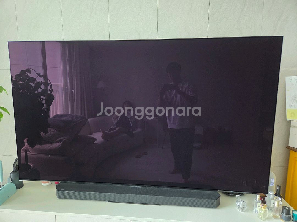 삼성 77인치 + 사운드바 묶음으로 판매합니다--3