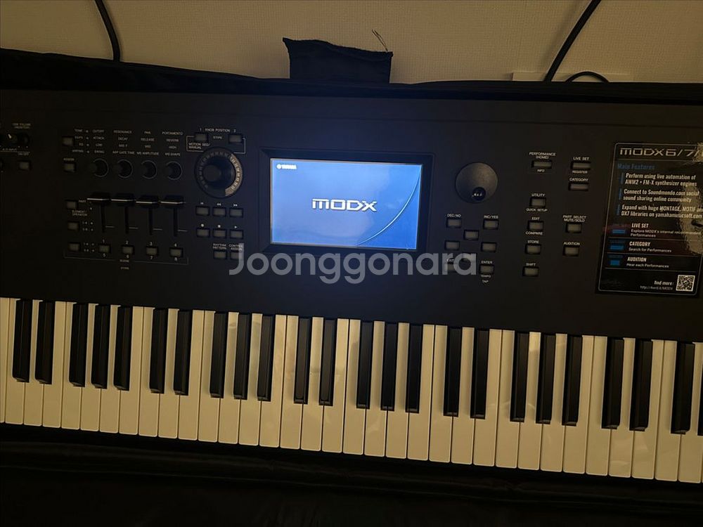 yamaha modx8 팝니다 네고 가능해요--5