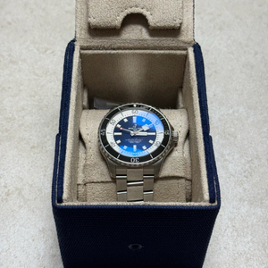 브라이틀링 신형 슈퍼오션 44mm 검정 네이비