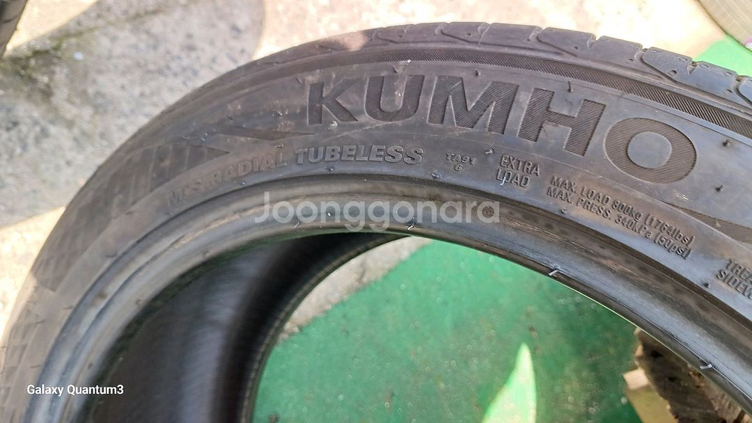 245/45R18 금호 TA91 중고타이어 2본 팝니다--2