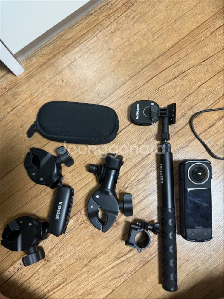 인스타 360 x4 마운트포함--0