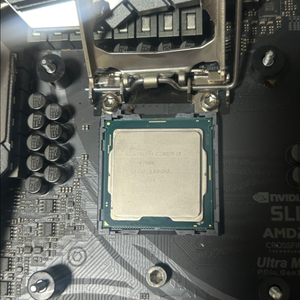 i7-9700k. + z390 타이치+녹투아 쿨러+16