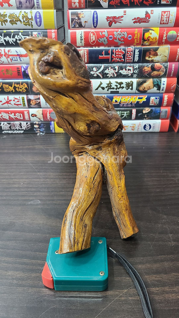 동물을 닮은 뿌리공예 장식품 조각품--3