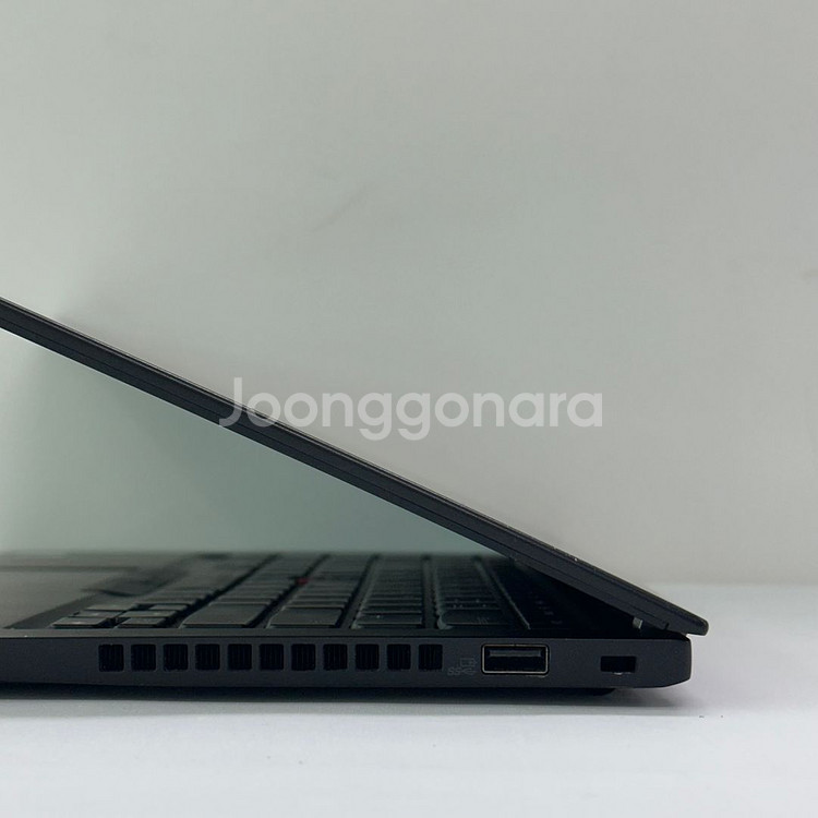 레노버 씽크패드 T14s Gen1 터치스크린 중고노트북--4