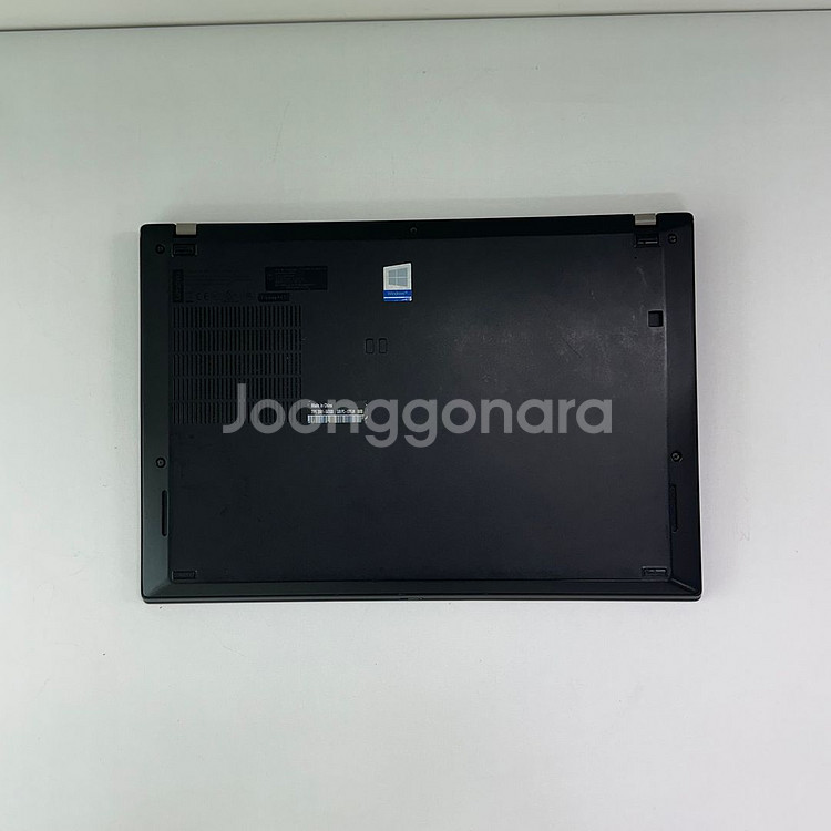 레노버 씽크패드 T490s 터치스크린 중고노트북--4