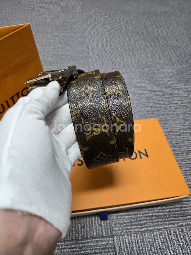 [정품]루이비통 모노그램 리버시블 벨트--2