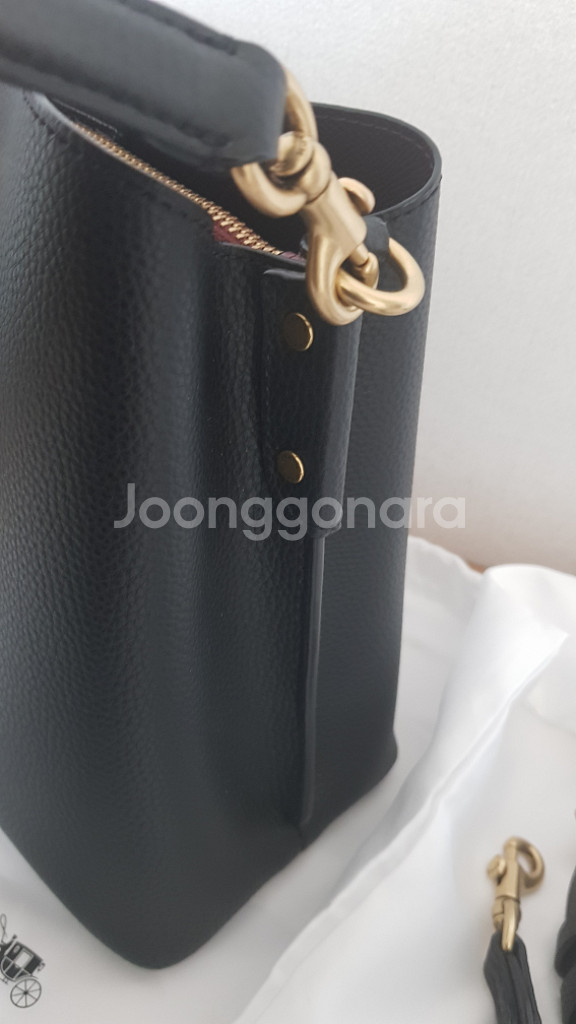 정품 코치가방--3