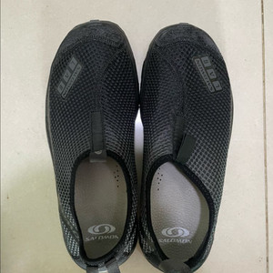 살로몬 모크 블랙 255