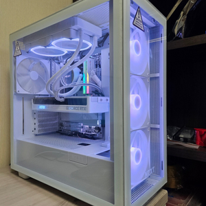 급매)라이젠9800X3D 램32G 2테라 반본체화이트