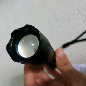 캠핑 휴대용 LED 손전등