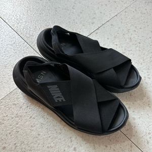 나이키 플락티스크 샌들 250