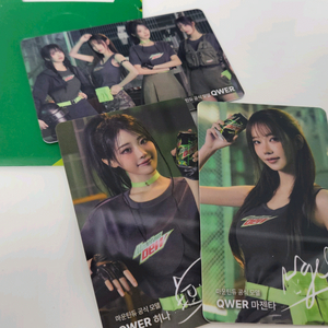 QWER 팝업 포카 포토카드 배그 마운틴듀 팝업
