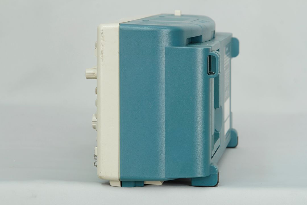 Tektronix TDS1002 60MHz 오실로스코프--2