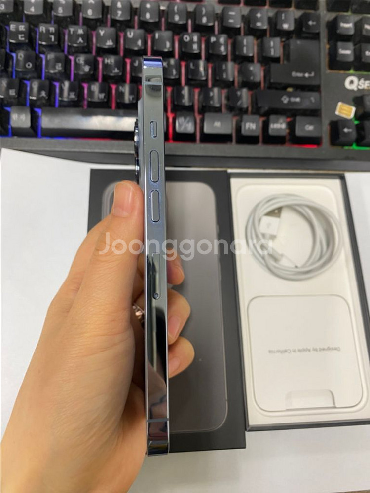 아이폰13프로 블루 SS급 256GB 무잔상--4