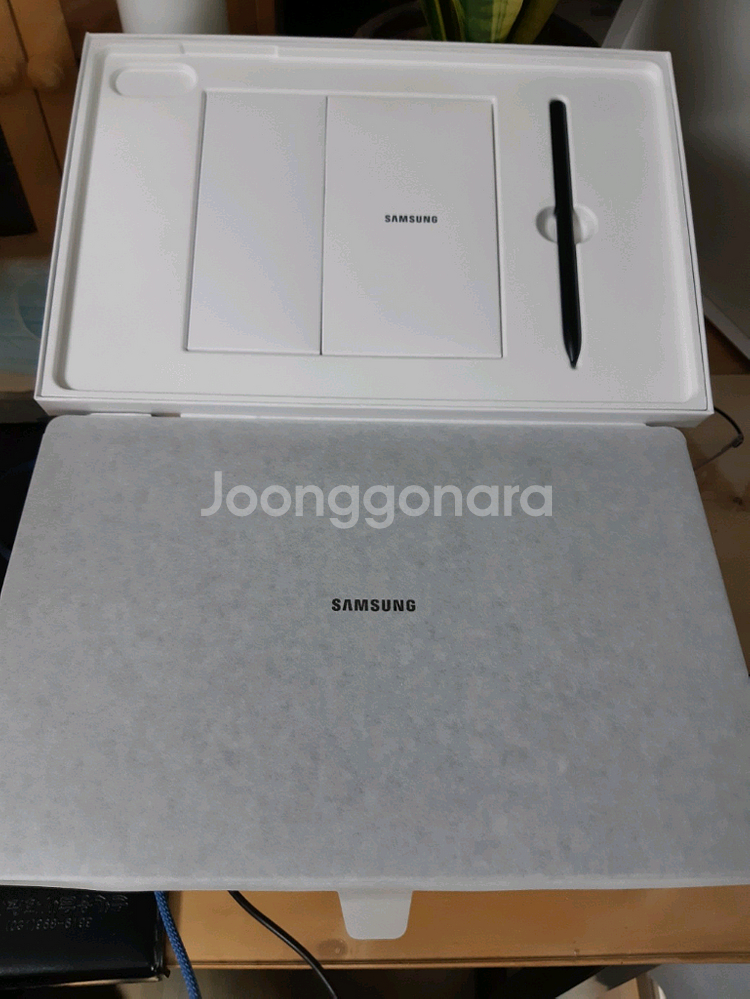 갤럭시탭s9 플러스 와이파이 미사용 새상품 팝니다.--1