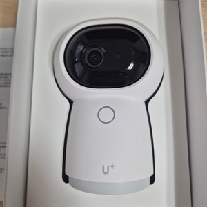 LG유플 스마트홈 카메라 미사용 제품입니다