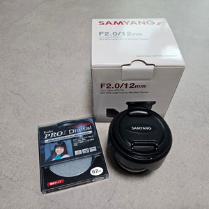 소니마운트 삼양 12mm f2.0 ncs cs