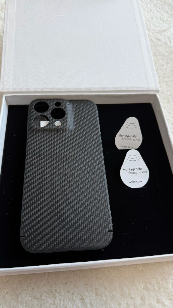 투알텍(리얼카본) 아이폰16프로맥스 맥세이프 판매해요--1
