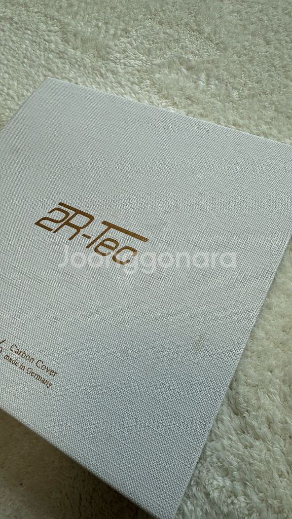 투알텍(리얼카본) 아이폰16프로맥스 맥세이프 판매해요--4
