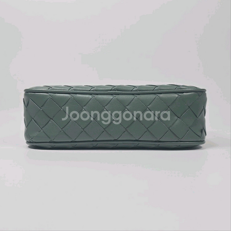 보테가베네타 미니 인트레치아토 카메라 백--5