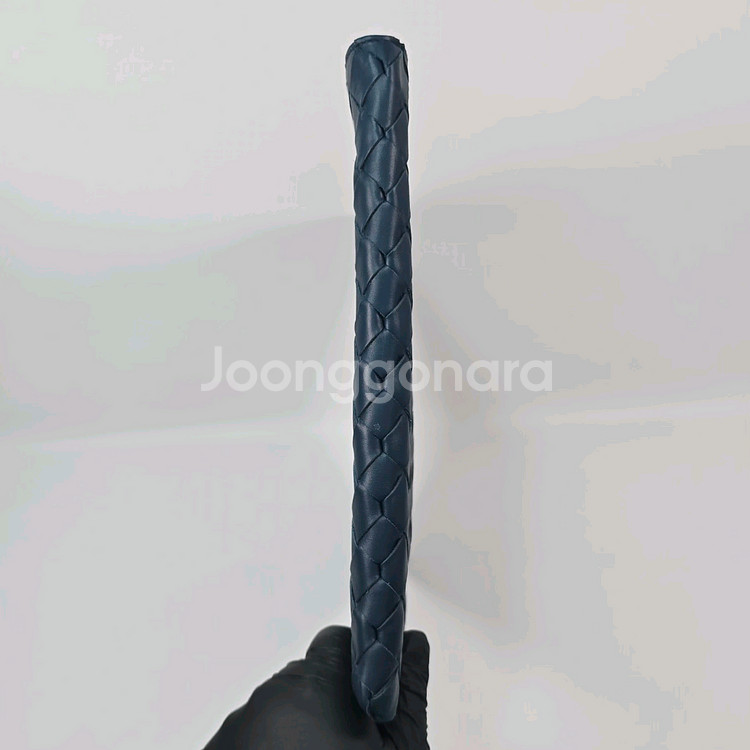 보테가베네타 인트레치아토 하프 지퍼 파우치--3