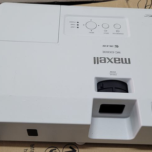 막셀 MC-EX303E 3300안시 중고빔프로젝터