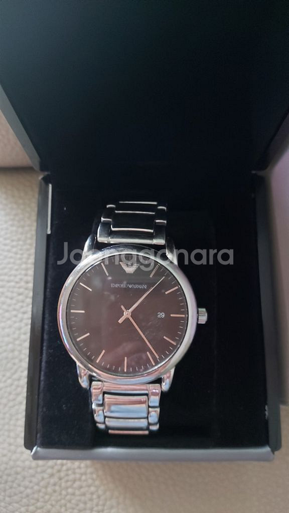 엠포리오 아르마니 메탈시계--1