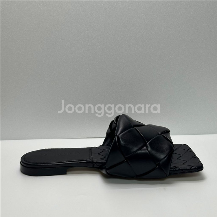 (정품_240)보테가베네타 리도 플랫 샌들--5