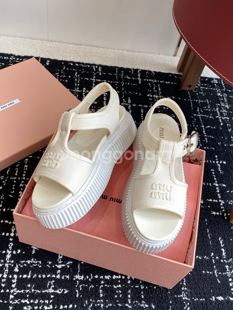 MIU MIU 2025 S/S 모노그램 샌들--7